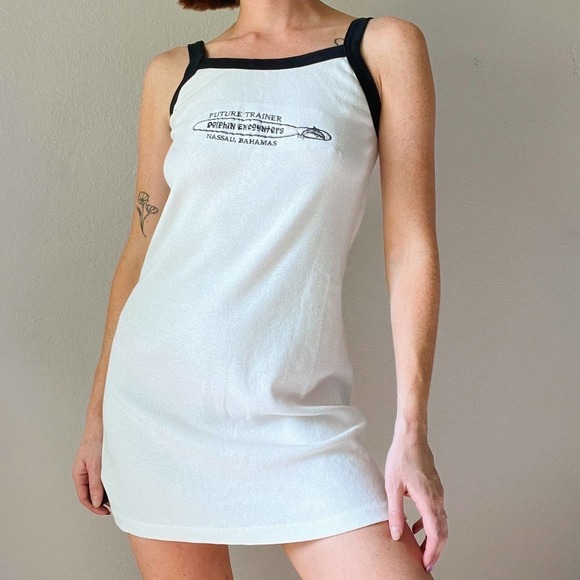 Y2K White Dolphin Encounters Bahamas Embroidered Tank Top Dress - Picture 4 of 6